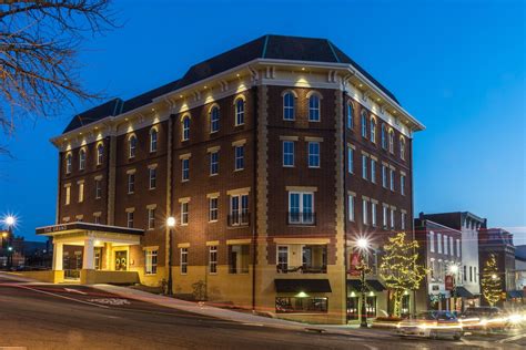 Mount vernon grand hotel - The newly constructed 46 room hotel will take your breath away with its Victorian decor, beautiful parlor, and Grand staircase. The Grand offers amenities such as …